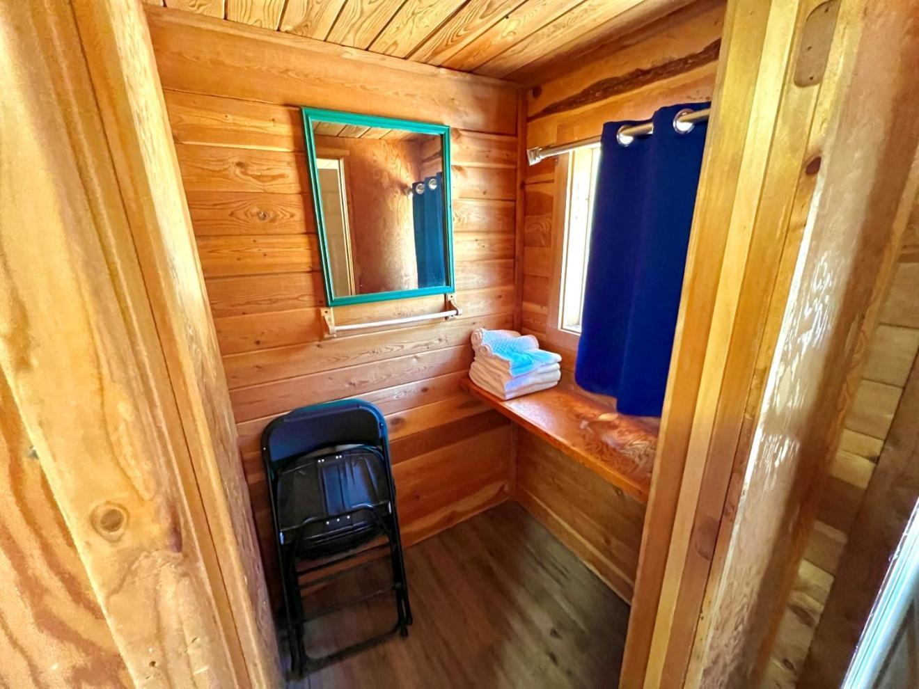Triple G'S Resort - Cabin 3 Pinnacle Exterior foto
